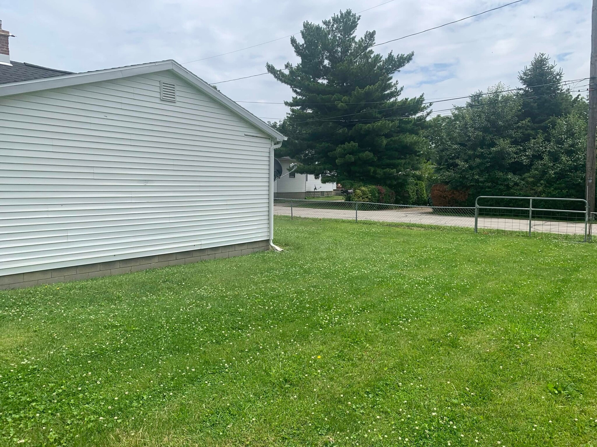 Building Photo - 807 Force Ave