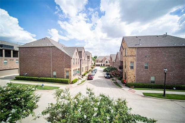 Building Photo - 2745 Troutt Dr