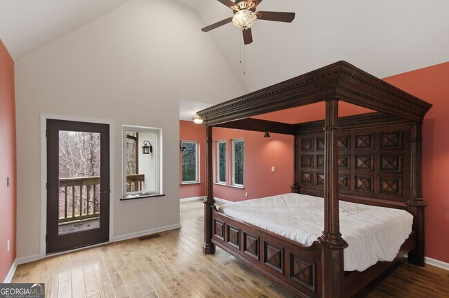 Building Photo - 1776 Old Country Pl