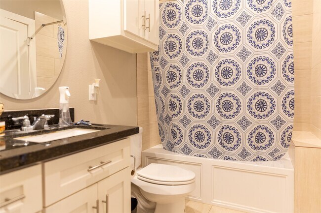 Building Photo - 2903 Blodgett St