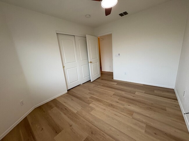 Building Photo - Four bedroom in Vail School District