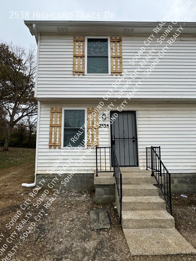 Building Photo - Available NOW!! NORTHEAST NASHVILLE: two-s...