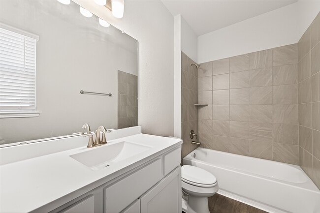 Building Photo - 17727 Chartertree Ln