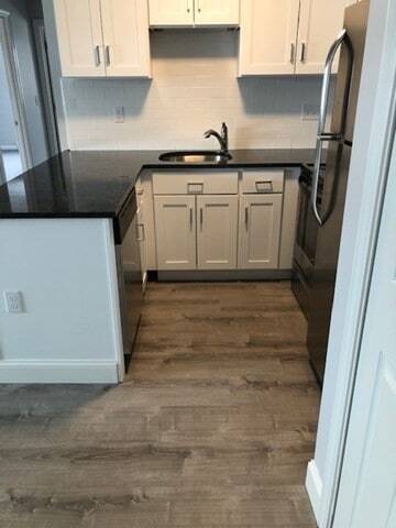 Building Photo - 212 Fisher St