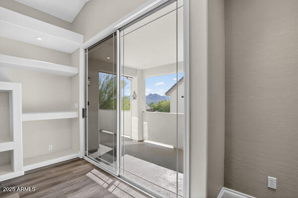 Building Photo - 9750 N Monterey Dr