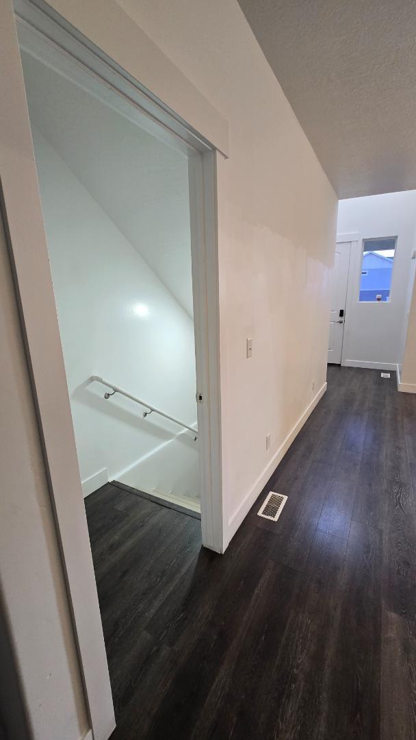 Building Photo - 12977 S Oberon Ln