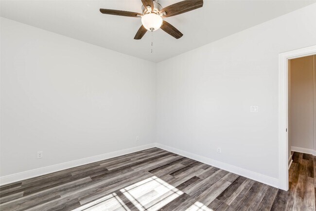 Building Photo - 137 Ohana Ct