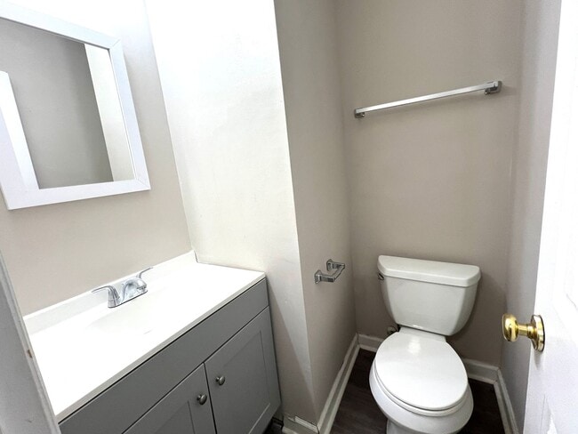 Building Photo - Everything You've Been Dreaming of is Here! Lease Today!!