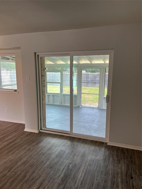 Building Photo - 507 Hilltop Ln