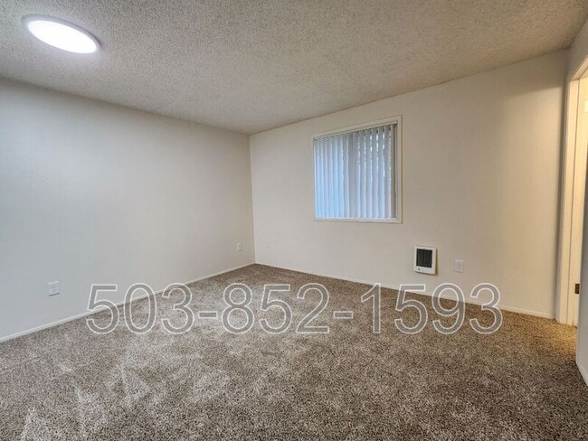 Building Photo - 1829 NE 23rd Ct