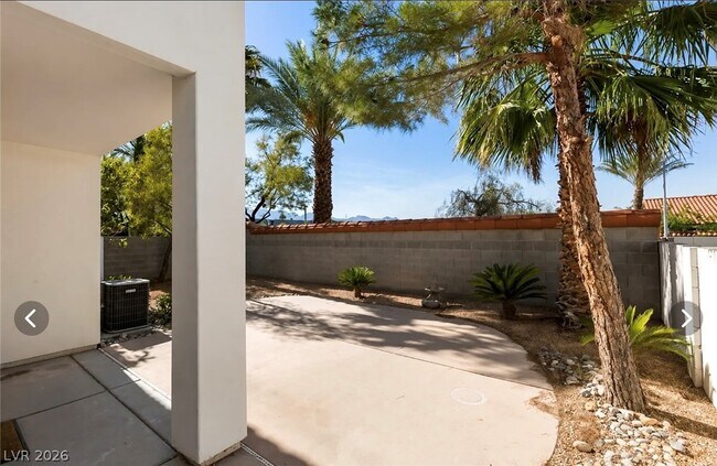 Building Photo - 8750 Villa Faith Ave
