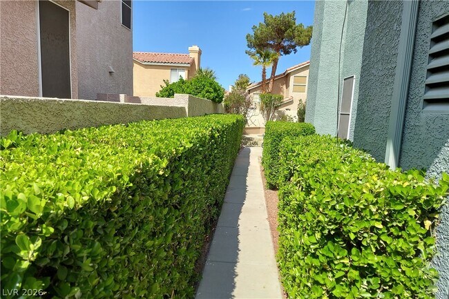 Building Photo - 8272 Tibana Way