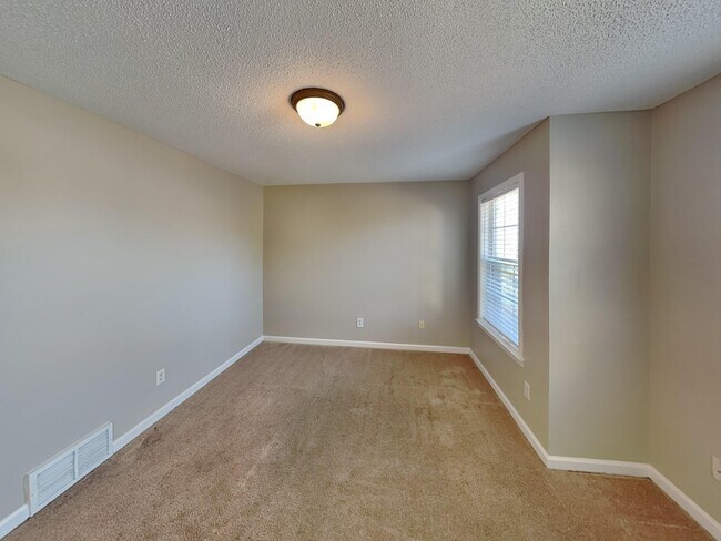 Building Photo - 2283 Purple Leaf Ln