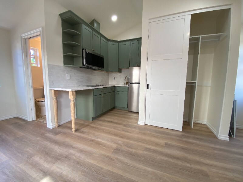 Building Photo - 3574 Trophy Dr