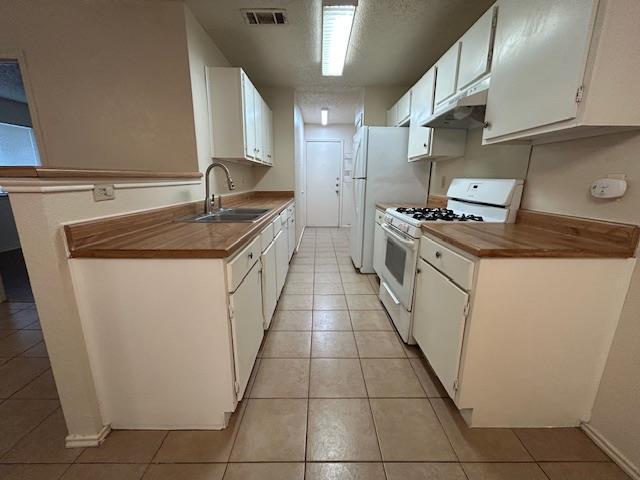 Building Photo - 16133 Stoneham Cir