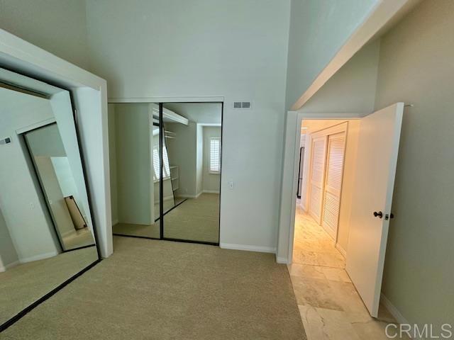Building Photo - 520 Via De La Valle