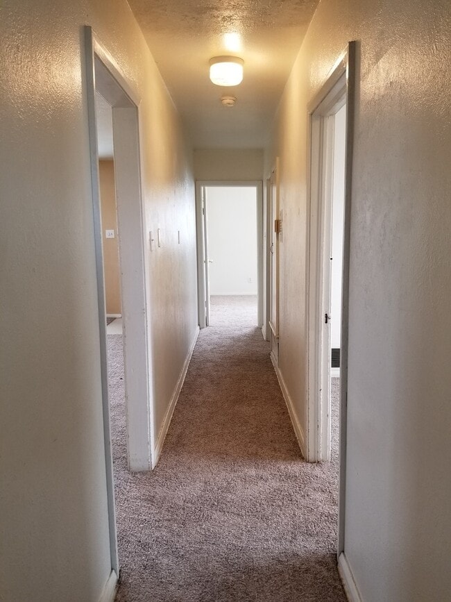 Building Photo - HOME IN NORTHWEST CLOVIS