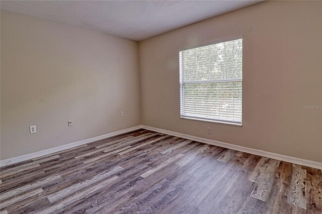 Building Photo - 8509 Broken Willow Ct