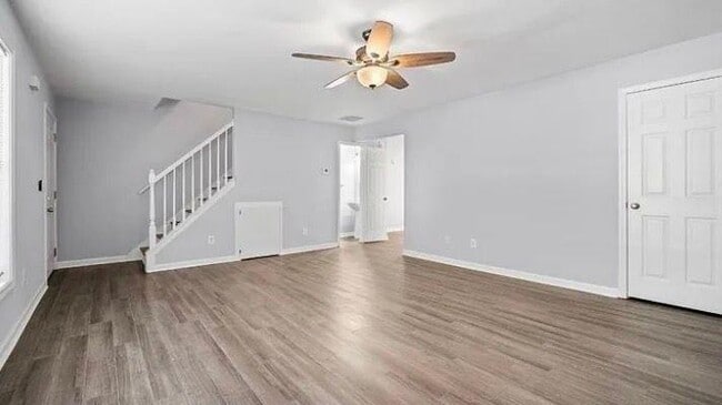 Building Photo - 558 Manning Rd SW