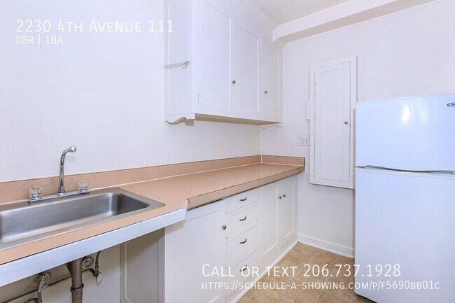 Building Photo - 2230 4th Ave