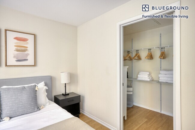 Building Photo - 5211 Pacific Concourse Dr