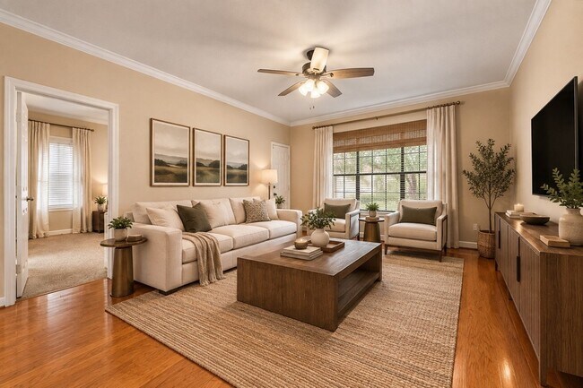 Building Photo - 2255 Braeswood Park Dr