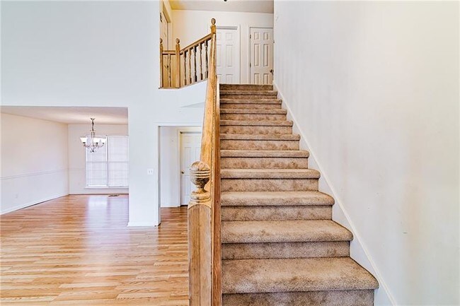 Building Photo - 3503 Pine Grove Dr