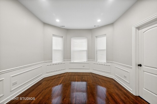 Building Photo - 6607 S Sangamon St