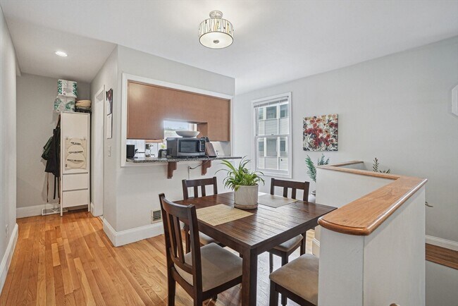 Building Photo - 36 Cummings Rd