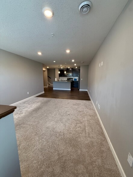 Building Photo - 4784 Equine Trl