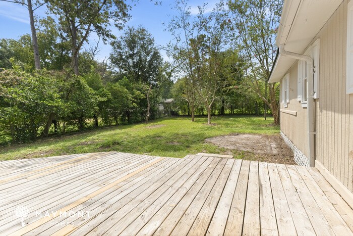 Building Photo - 114 Ridge Rd