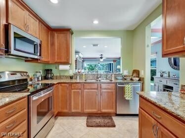 Building Photo - 8693 Querce Ct