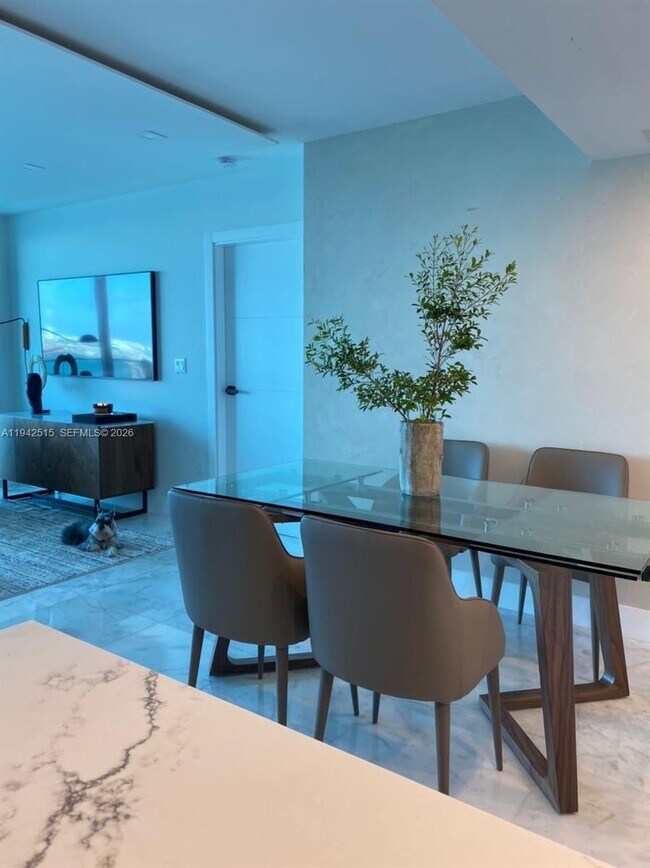 Building Photo - 800 Claughton Island Dr