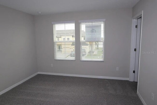 Building Photo - 29897 Southwell Ln
