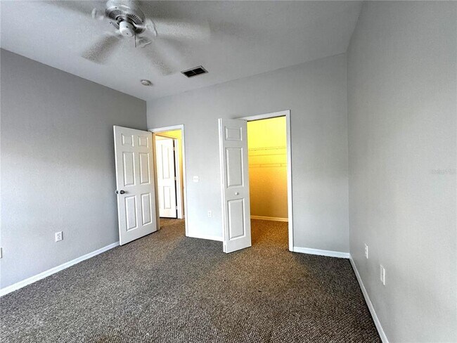 Building Photo - 2837 Shadow View Cir