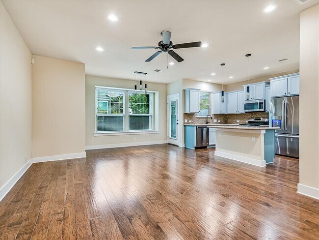 Building Photo - 1036 Sugaree Ave