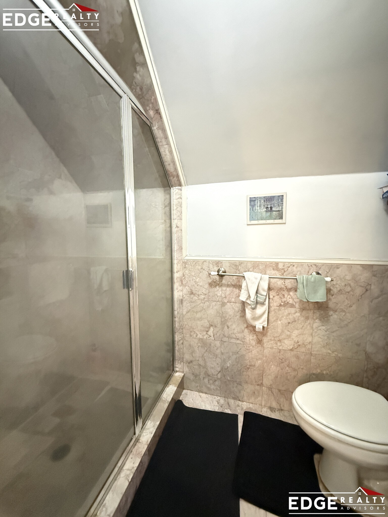 Building Photo - 22 Burton St