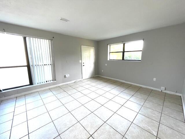 Building Photo - 418 W Rutgers St