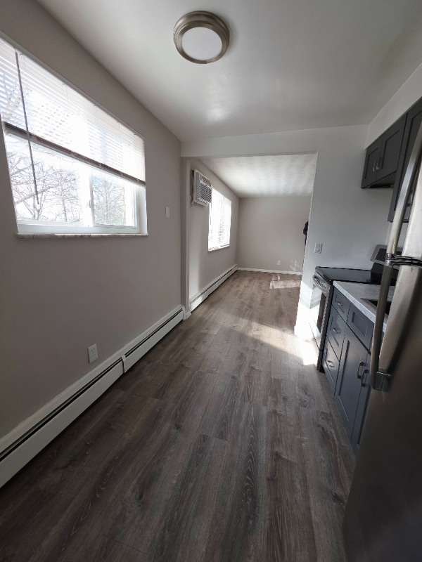 Building Photo - 3339-3339 Epworth Ave