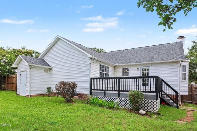 Building Photo - 200 Waterford Dr