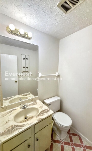 Building Photo - 4790 Beaucroft Ct