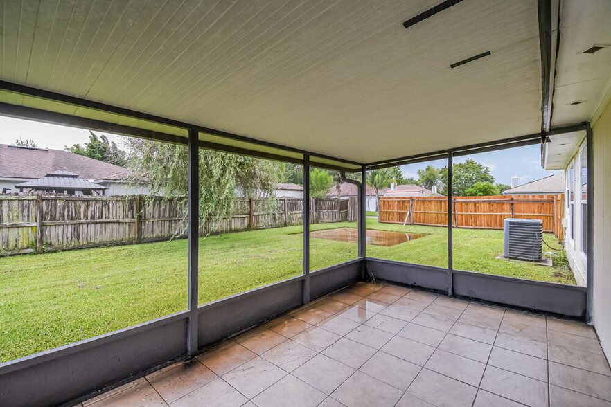 Building Photo - 2943 Tuscarora Tr