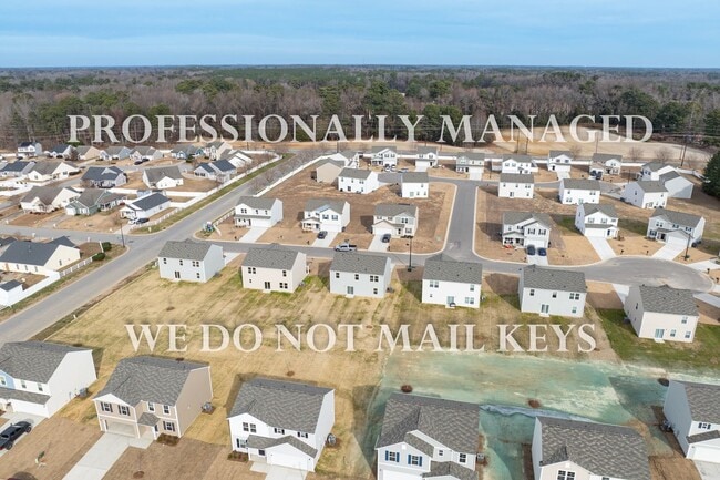 Building Photo - 7009 Peppermill Way