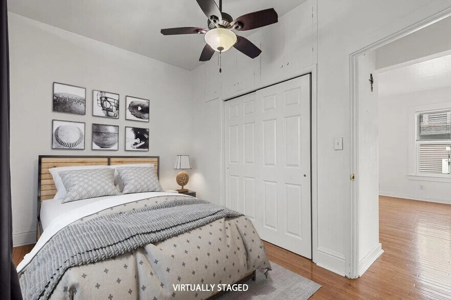 Back Bedroom - 1052 Poplar St