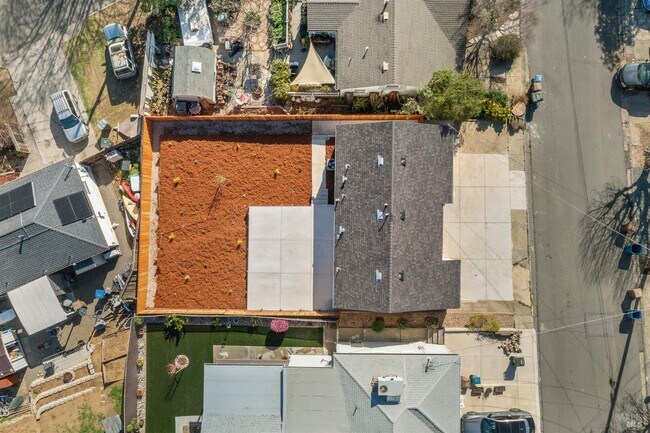 Building Photo - 8 Corte Dorado