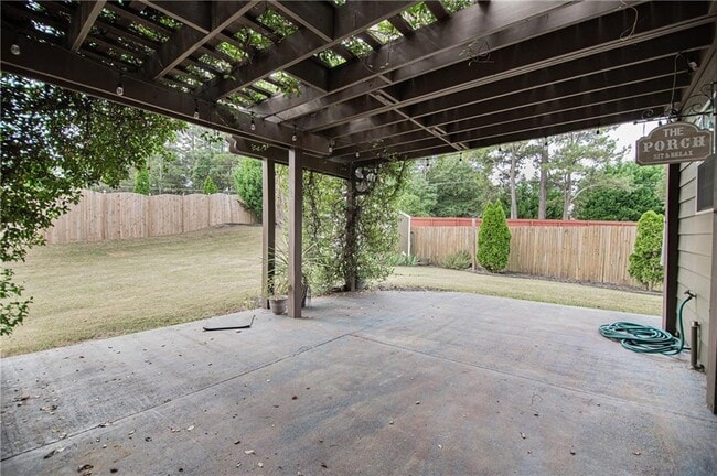 Building Photo - 1790 Tuftstown Ct