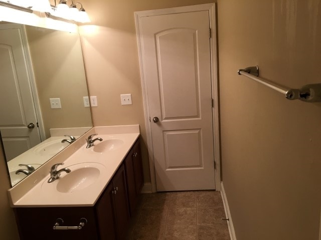 Building Photo - 1001 Haven Ln