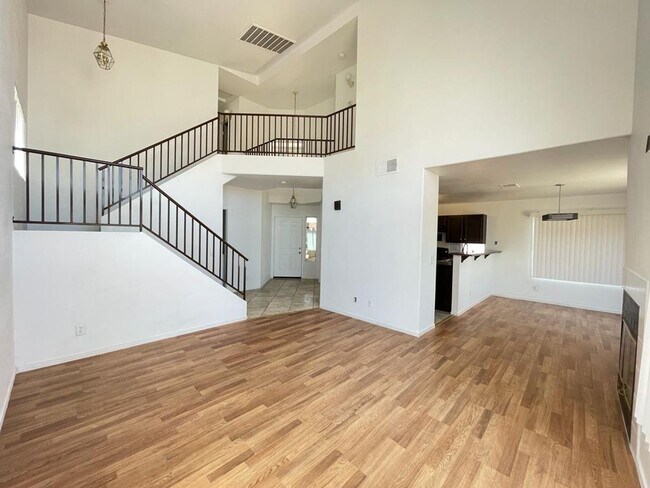 Building Photo - 5730 Coleridge Way