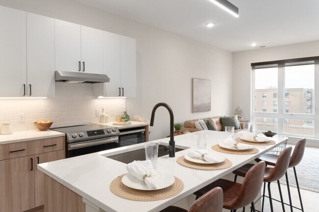 Building Photo - Orris