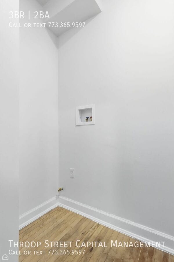 Building Photo - 6134 S Vernon Ave